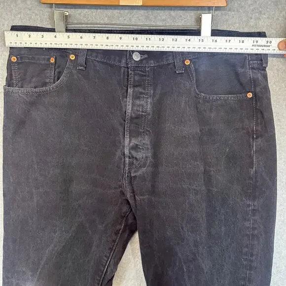 Levi's 501 Jeans Mens Size 40 x 30 Black Denim Button Fly Straight Leg 5-Pockets